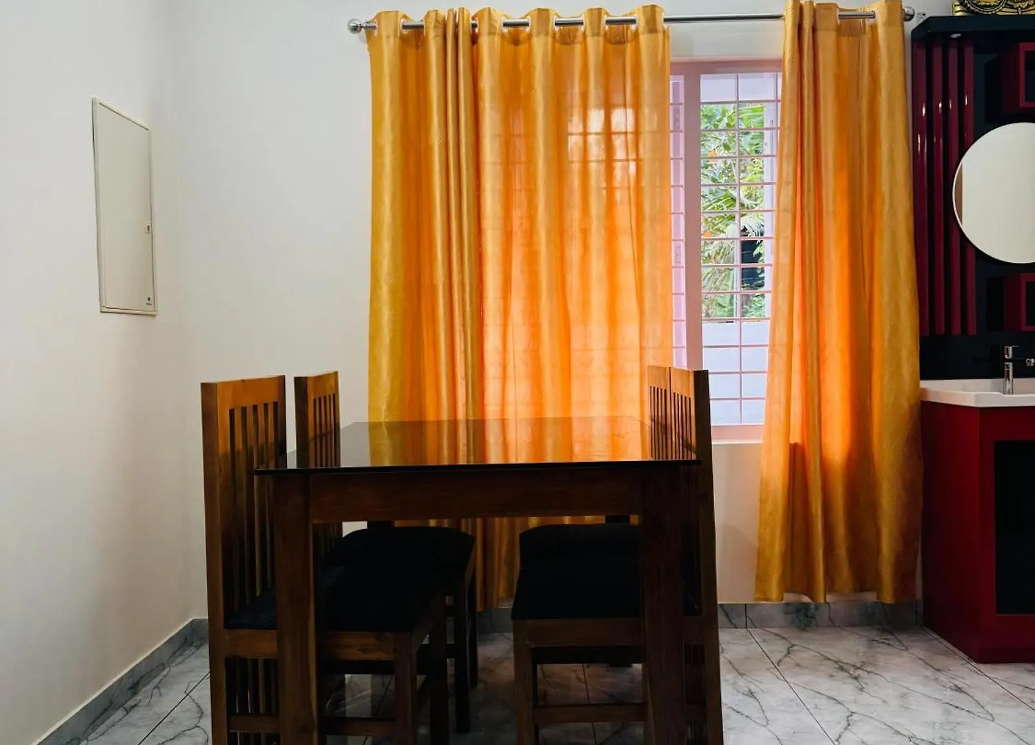 Moon 3Bhk Entire Villa 02 Varkala With Kitchen 0*,